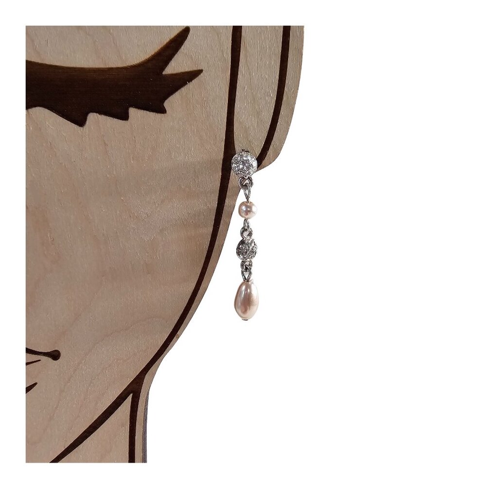 Trifari Pearlessence Dangle Earrings with Pave Crystals Prom Graduation Wedding